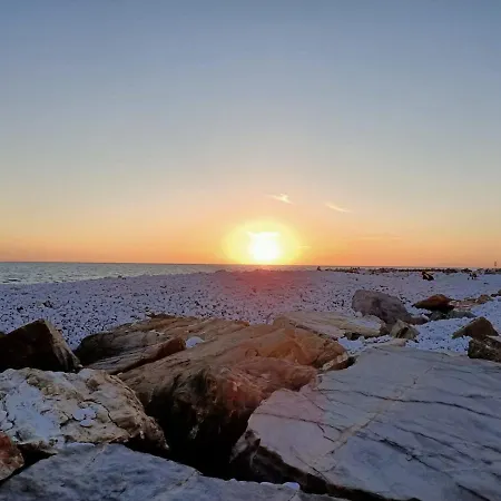 Affreschi Sul Mare Marina Di Pisa