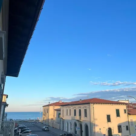 Affittacamere Affreschi Sul Mare *