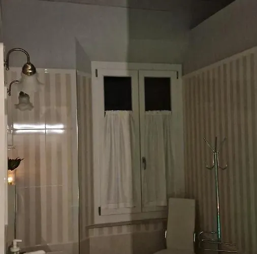 Affreschi Sul Mare بيت ضيافة مارينا دي بيزا